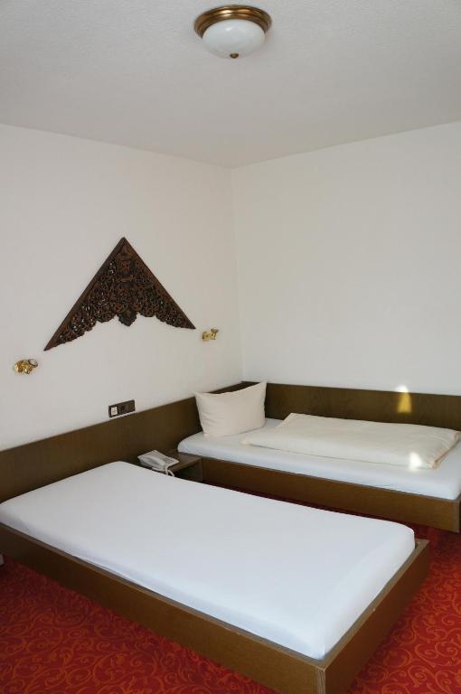 Hotel Pfauen Umkirch Habitación foto